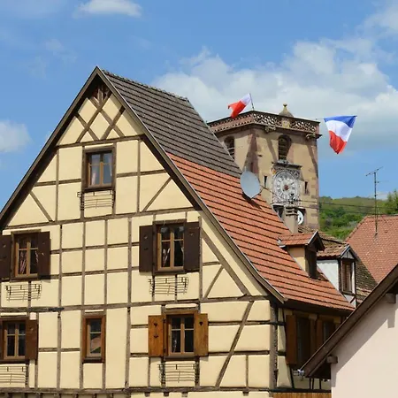 Apartment Center - Des Menetriers, Le Riesling -